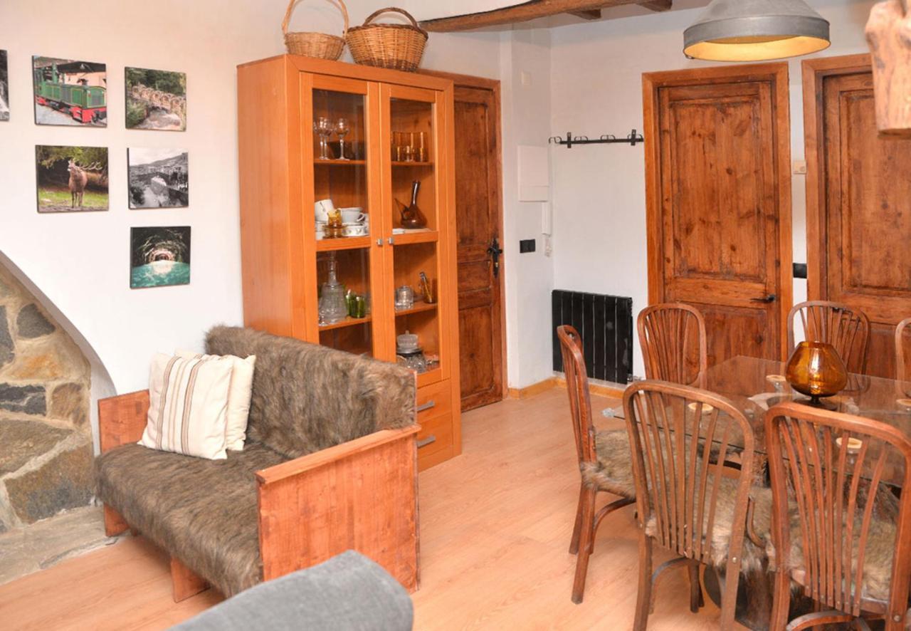 Piso Rustico-Moderno 6 Plazas - Pobla De Lillet Apartamento La Pobla de Lillet Exterior foto